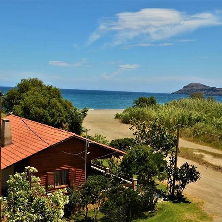 Wooden Beach House Villa Gerani  Екстериор снимка